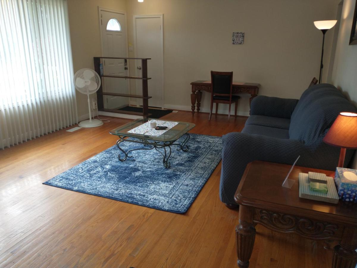 Barrie North Retreat - Quiet And Friendly Villa Ngoại thất bức ảnh